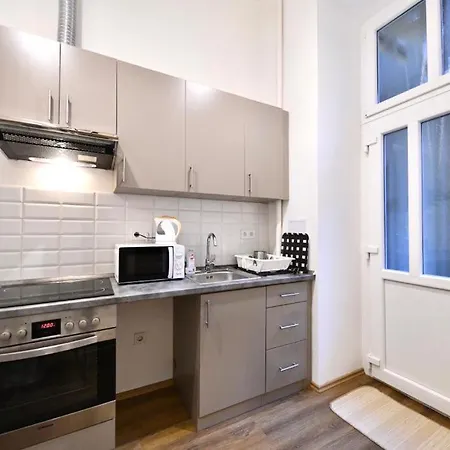 Cosy Flat In Király Str,queen Apartman Budapest